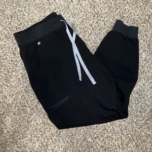 figs black zamora jogger scrub pants